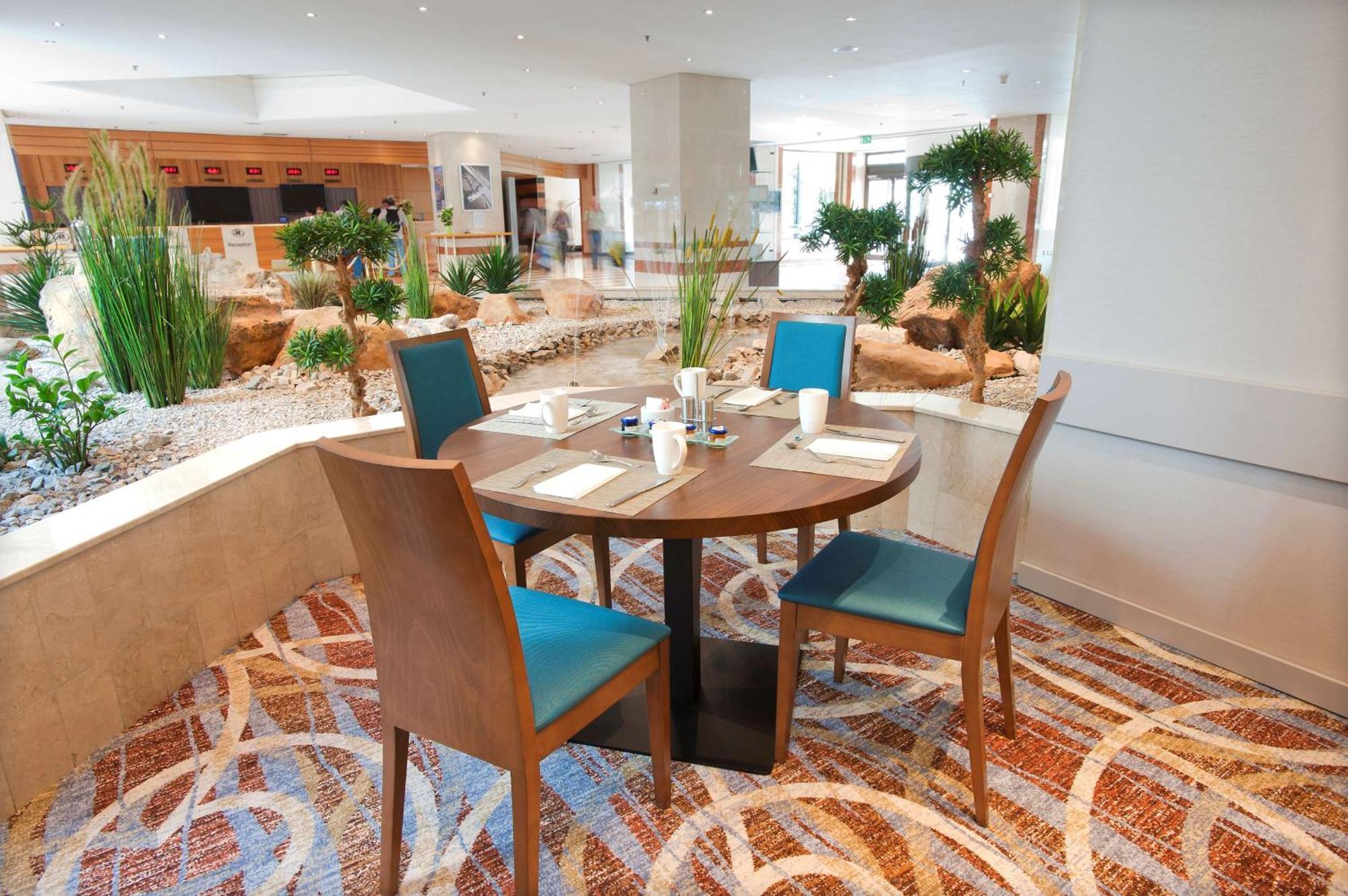 Hilton Prague Hotel Экстерьер фото